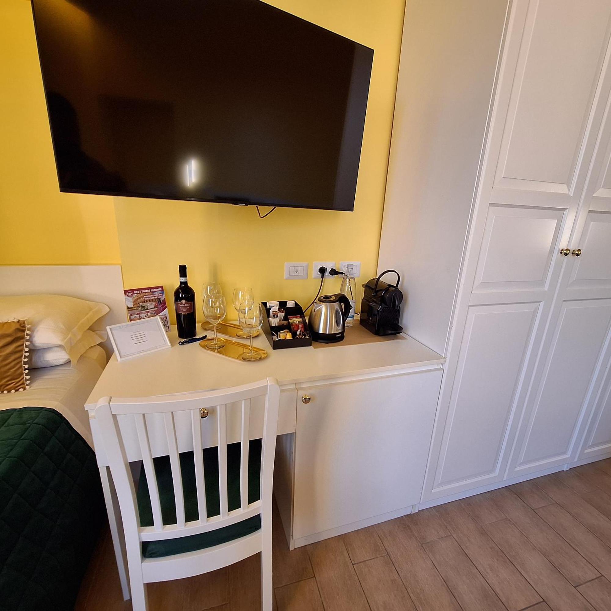 Residenze Serventi Longhi Rome Luaran gambar