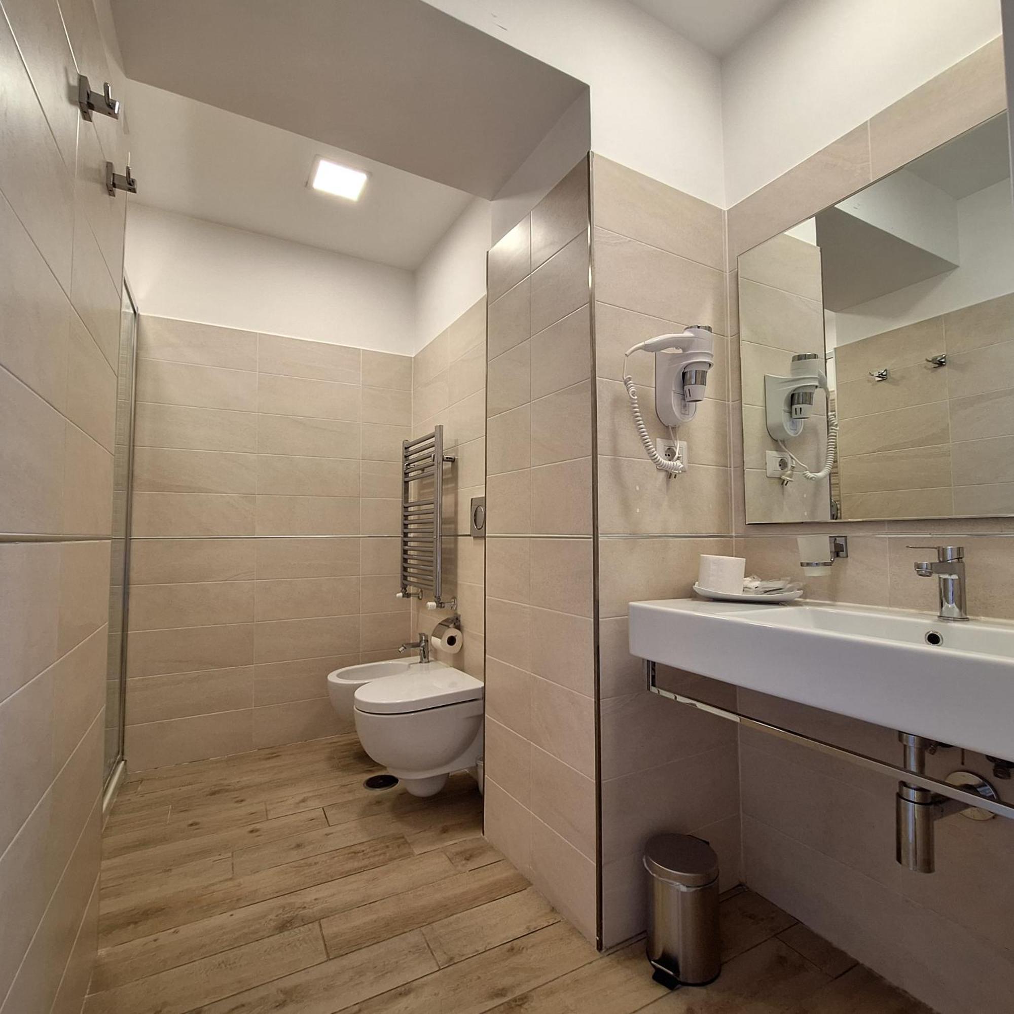 Residenze Serventi Longhi Rome Luaran gambar
